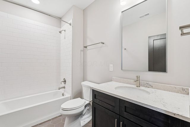 2828 Kobuk Drive, Columbus, OH 43228