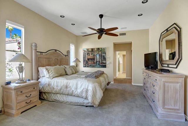 430 White Horse Trail, Palm Desert, CA 92211