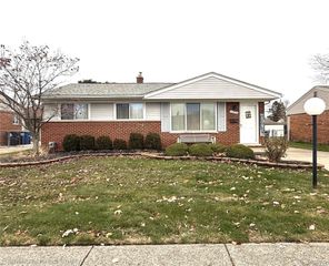 32628 Birchwood Street, Westland, MI 48186