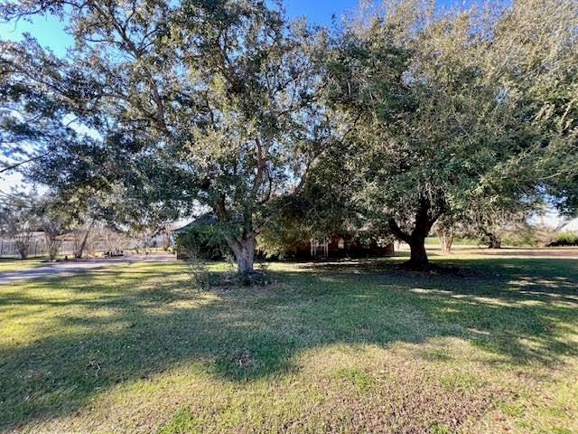 203 Cedar Tree Drive, Thibodaux, LA 70301