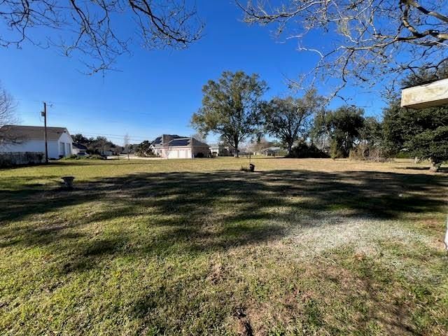 203 Cedar Tree Drive, Thibodaux, LA 70301