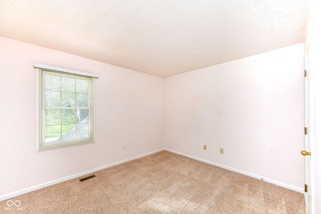14811 Beacon Boulevard, Carmel, IN 46032