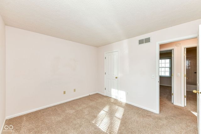 14811 Beacon Boulevard, Carmel, IN 46032
