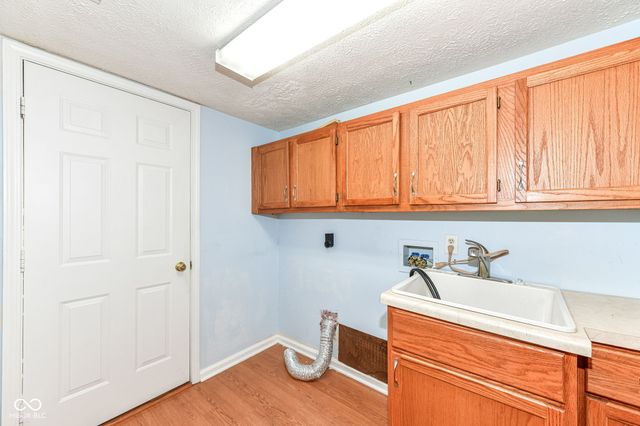 14811 Beacon Boulevard, Carmel, IN 46032