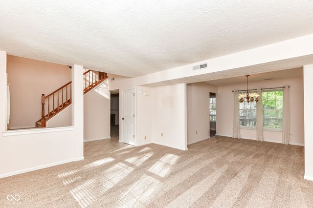 14811 Beacon Boulevard, Carmel, IN 46032