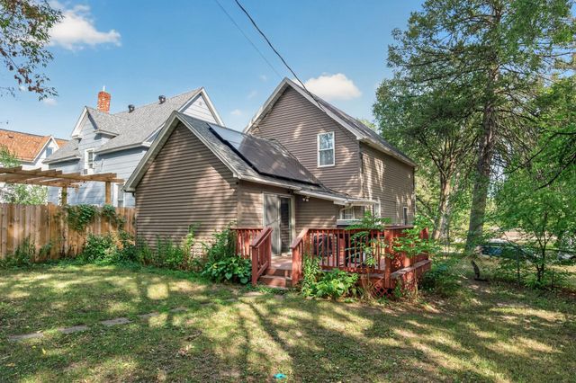 1076 Ross Avenue, Saint Paul, MN 55106