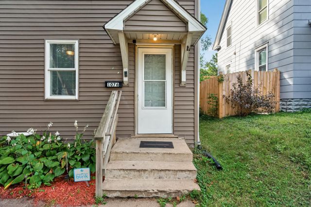 1076 Ross Avenue, Saint Paul, MN 55106