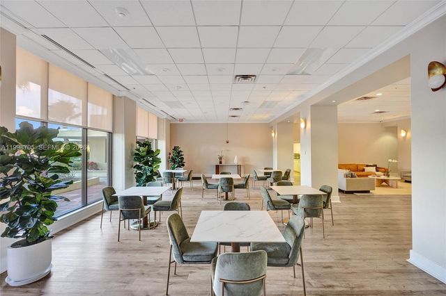 5600 Collins Ave 5C, Miami Beach, FL 33140