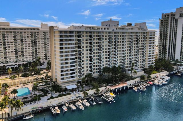 5600 Collins Ave 5C, Miami Beach, FL 33140