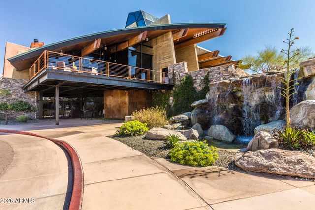 1828 W BLACK HILL Road, Phoenix, AZ 85085