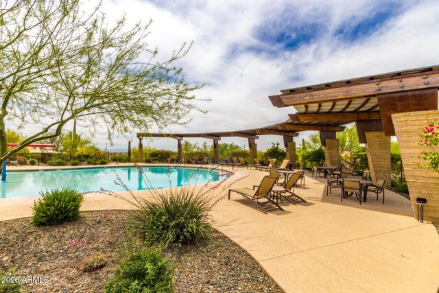 1828 W BLACK HILL Road, Phoenix, AZ 85085