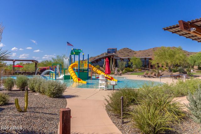 1828 W BLACK HILL Road, Phoenix, AZ 85085