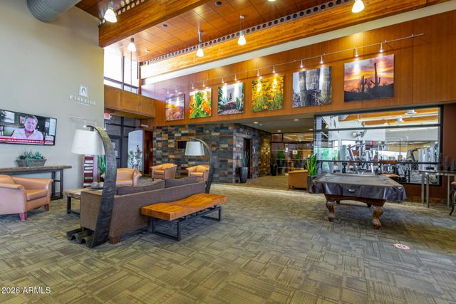 1828 W BLACK HILL Road, Phoenix, AZ 85085