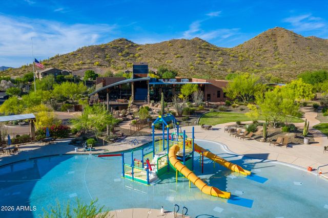 1828 W BLACK HILL Road, Phoenix, AZ 85085