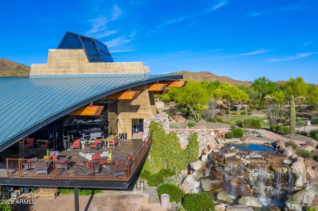 1828 W BLACK HILL Road, Phoenix, AZ 85085