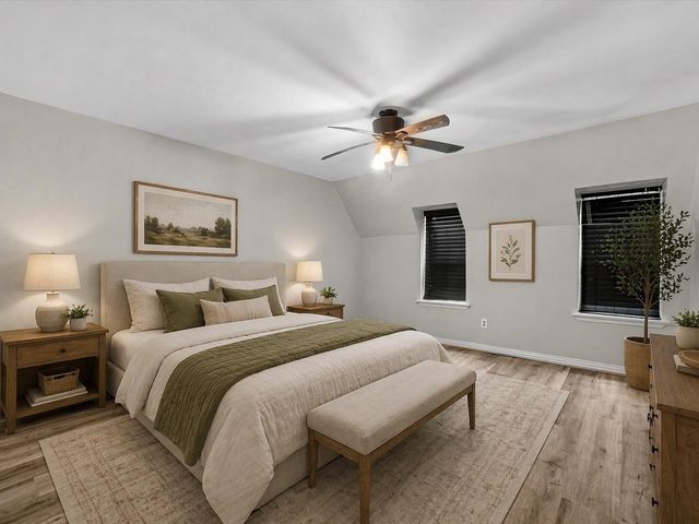 2647 Marilee Ln, Houston, TX 77057