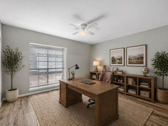 2647 Marilee Ln, Houston, TX 77057