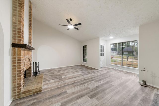 9230 Baronsmede Drive, Houston, TX 77083