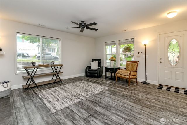 9907 195th Avenue E, Bonney Lake, WA 98391