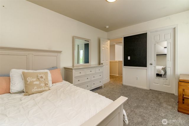 9907 195th Avenue E, Bonney Lake, WA 98391