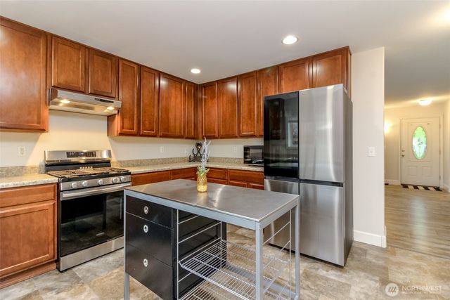 9907 195th Avenue E, Bonney Lake, WA 98391