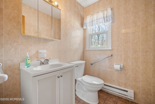 510 Oak Hill Court, Lanoka Harbor, NJ 08734