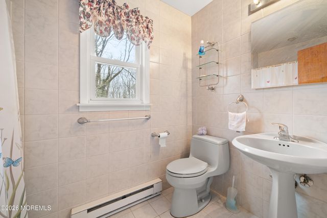 510 Oak Hill Court, Lanoka Harbor, NJ 08734