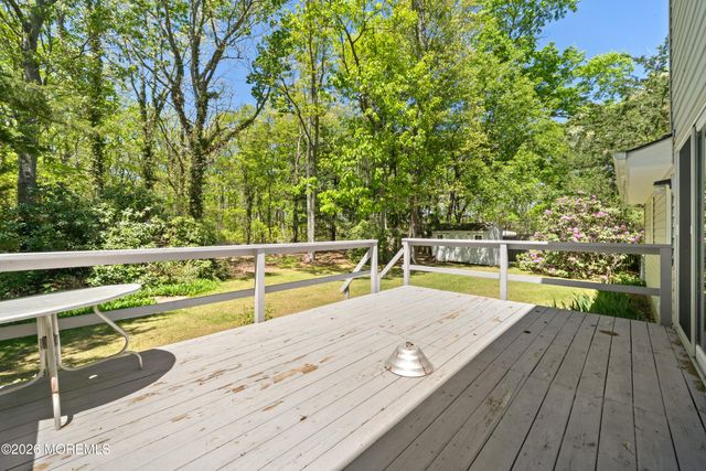 510 Oak Hill Court, Lanoka Harbor, NJ 08734