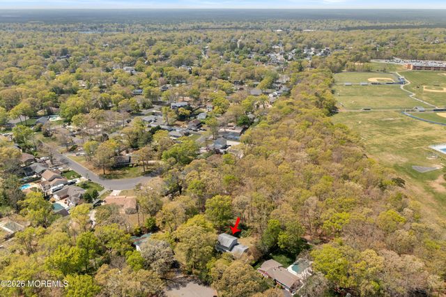 510 Oak Hill Court, Lanoka Harbor, NJ 08734