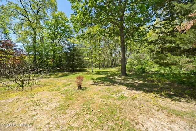510 Oak Hill Court, Lanoka Harbor, NJ 08734