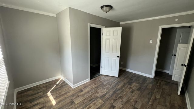 2261 Paden Street, Jackson, MS 39204