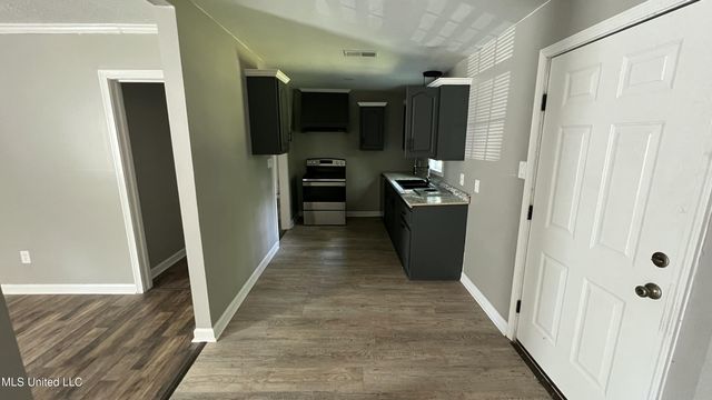 2261 Paden Street, Jackson, MS 39204