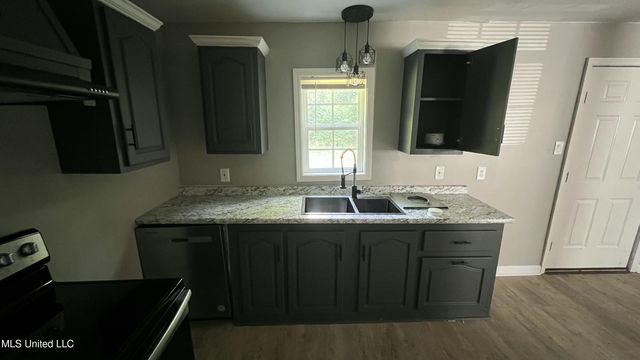 2261 Paden Street, Jackson, MS 39204