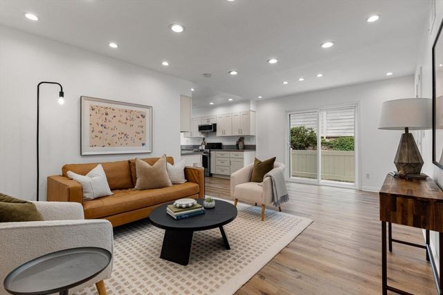 1842 Bel Air Terrace, Encinitas, CA 92024