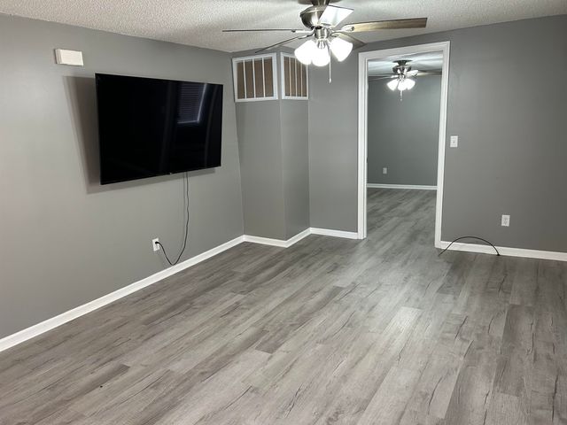 206 W Pine St., Johnsonville, SC 29555