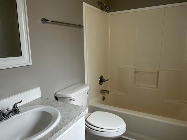 206 W Pine St., Johnsonville, SC 29555