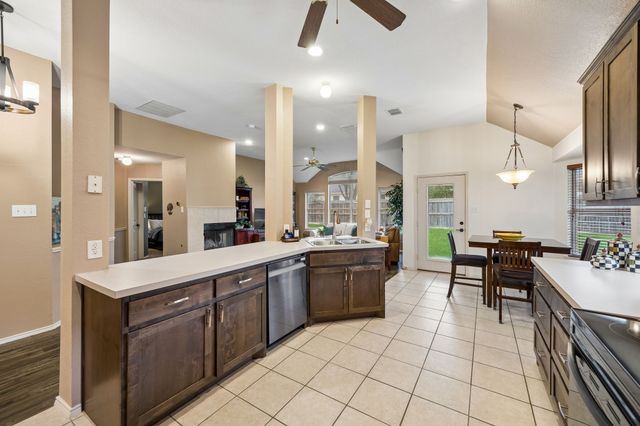 8413 Island Court, Fort Worth, TX 76137