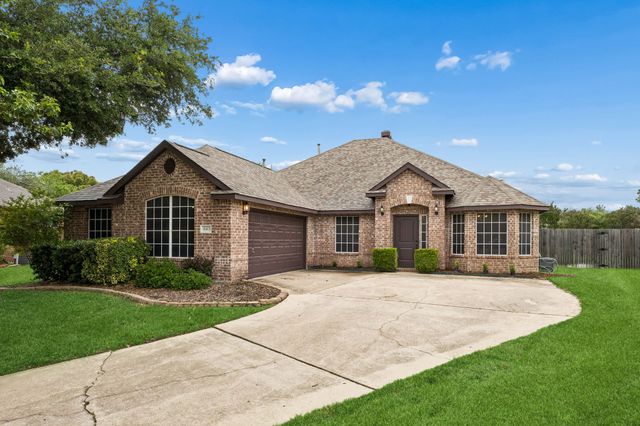 8413 Island Court, Fort Worth, TX 76137