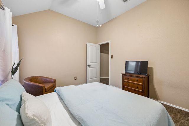 8413 Island Court, Fort Worth, TX 76137