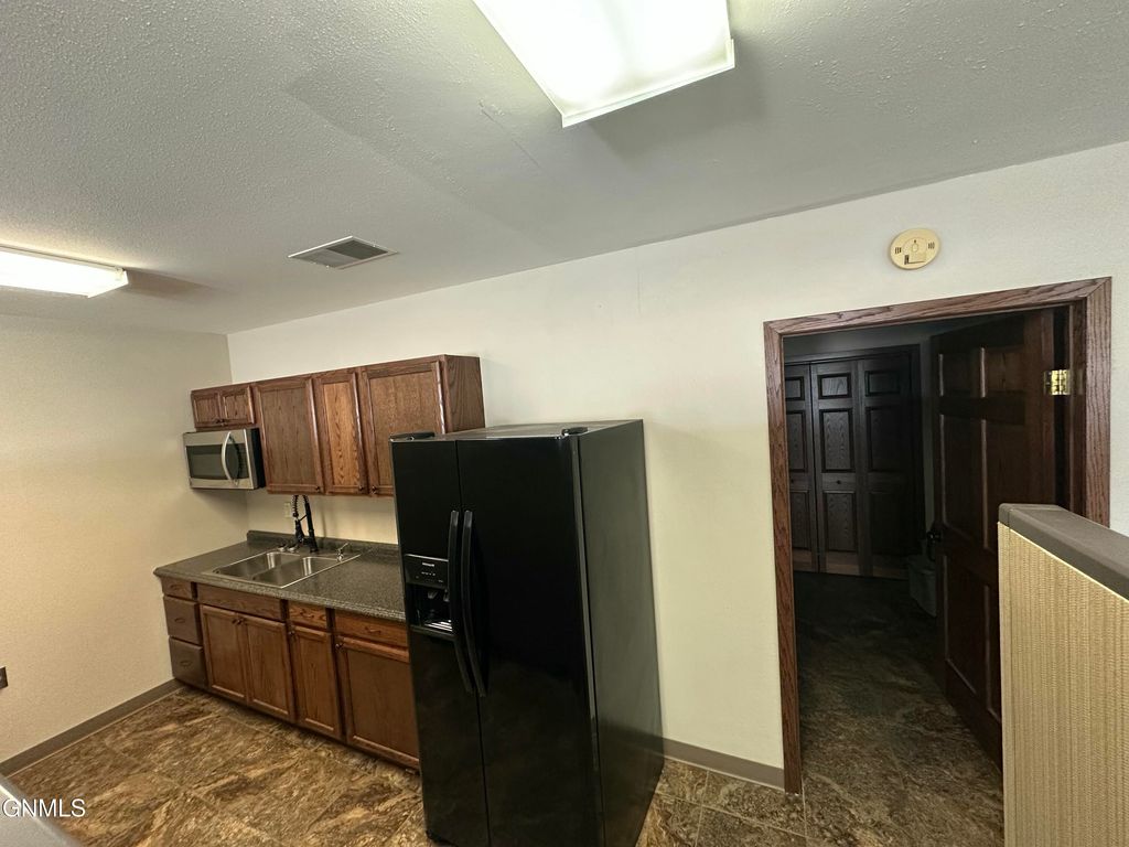 410 1st Street S, New Salem, ND 58563 photo 14