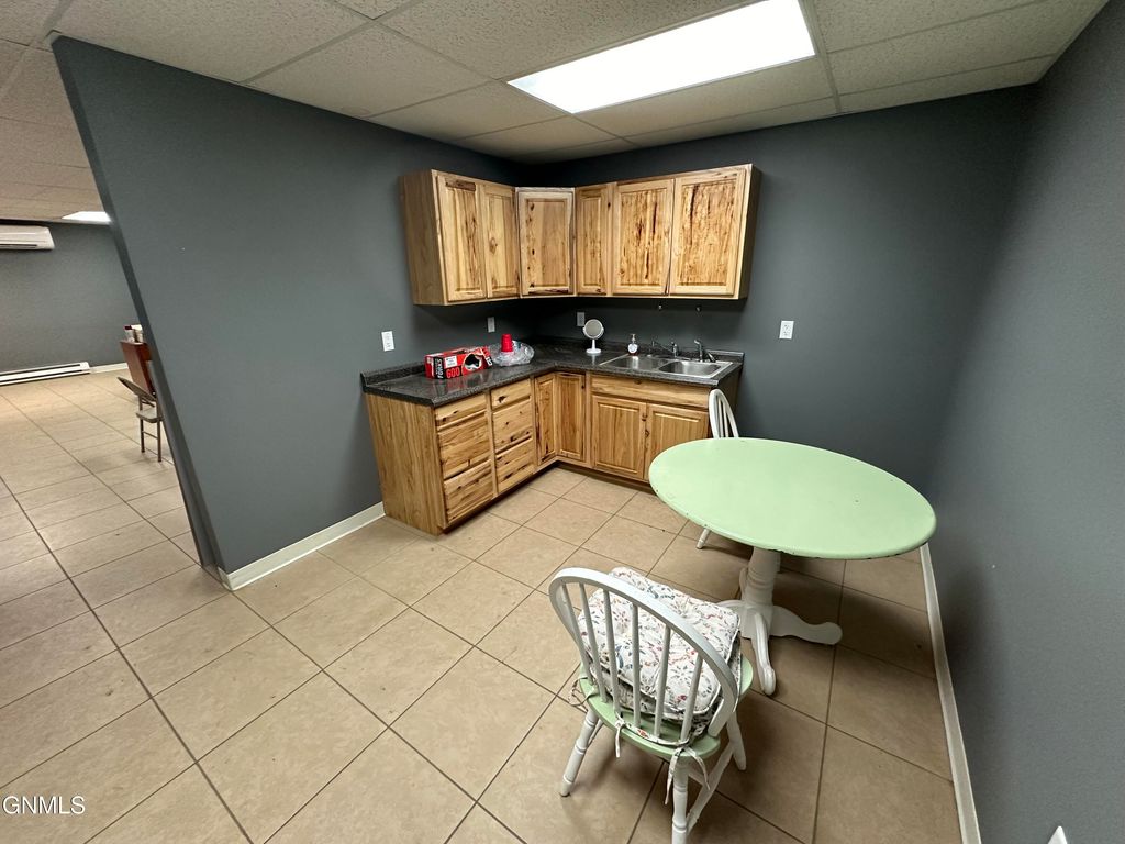 410 1st Street S, New Salem, ND 58563 photo 23