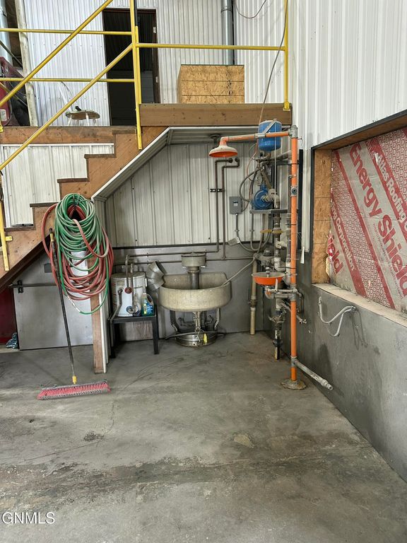 410 1st Street S, New Salem, ND 58563 photo 28