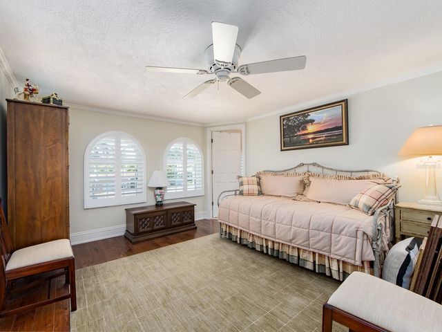 707 SNUG ISLAND, Clearwater Beach, FL 33767