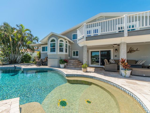 707 SNUG ISLAND, Clearwater Beach, FL 33767