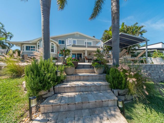707 SNUG ISLAND, Clearwater Beach, FL 33767