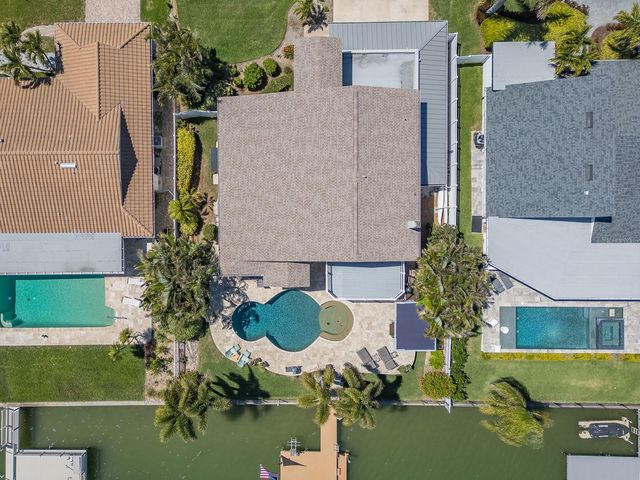 707 SNUG ISLAND, Clearwater Beach, FL 33767