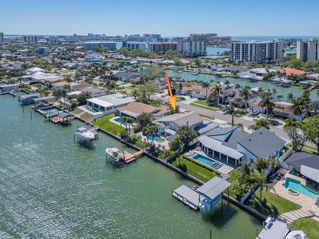 707 SNUG ISLAND, Clearwater Beach, FL 33767
