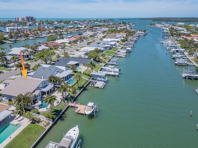 707 SNUG ISLAND, Clearwater Beach, FL 33767