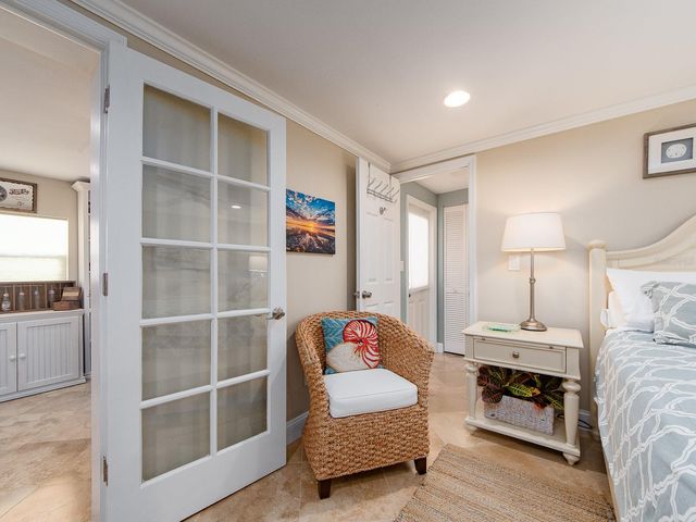 707 SNUG ISLAND, Clearwater Beach, FL 33767