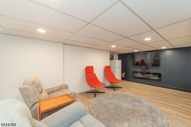 80 Park Rd, Parsippany-troy Hills Twp., NJ 07054